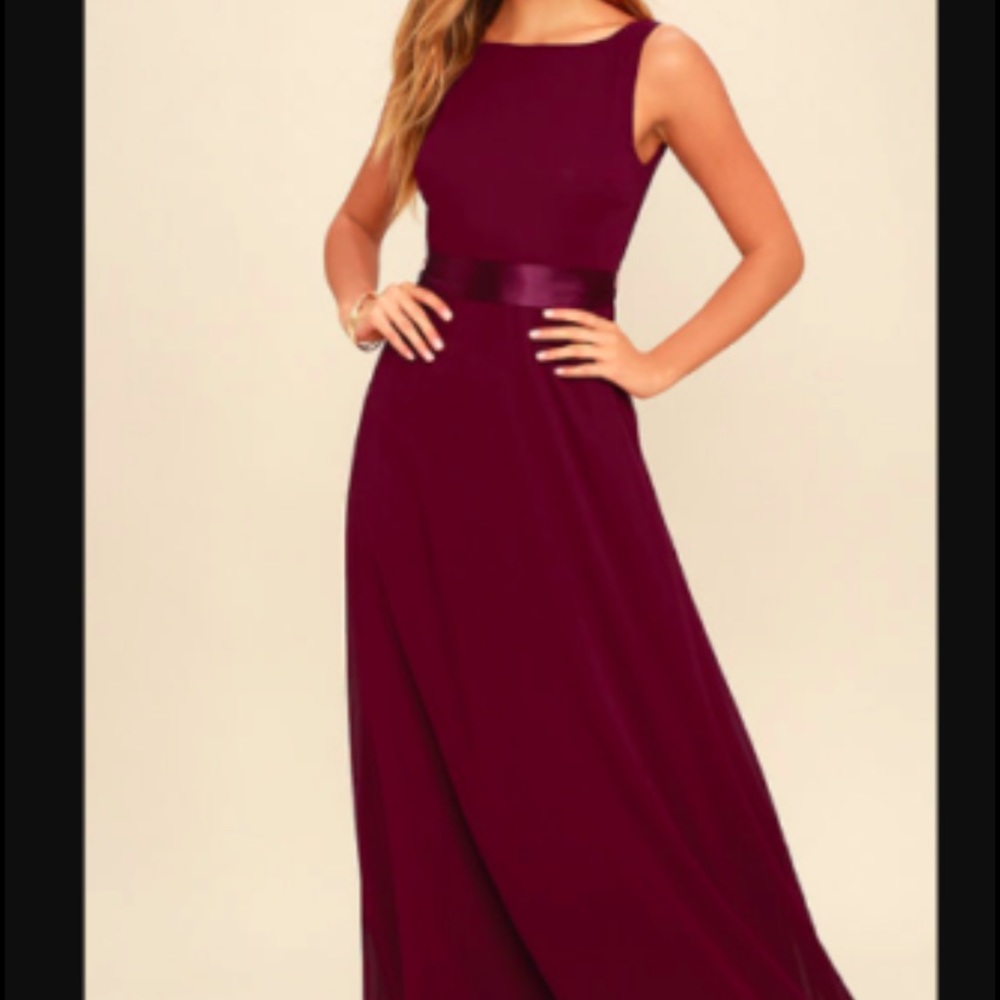 Lulus formal floor length green dress